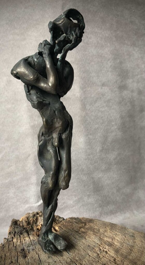 AnnaPytlak_Figurka-czlowieka_braz-drewno__2693 AnnaPytlak_Figurka-czlowieka_braz-drewno__2693